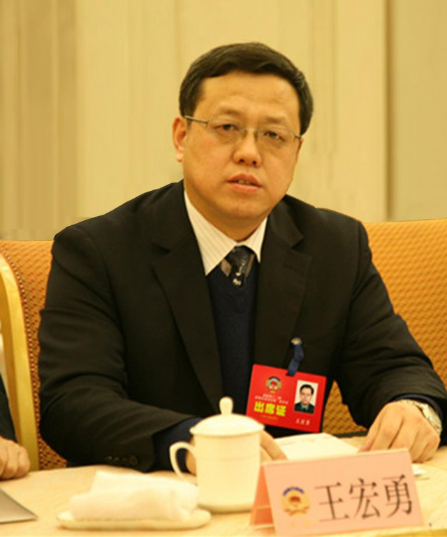選擇“連心”就是選擇放心——記濟南市政協(xié)委員，濟南連心物業(yè)有限公司黨支部書記、董事長王宏勇