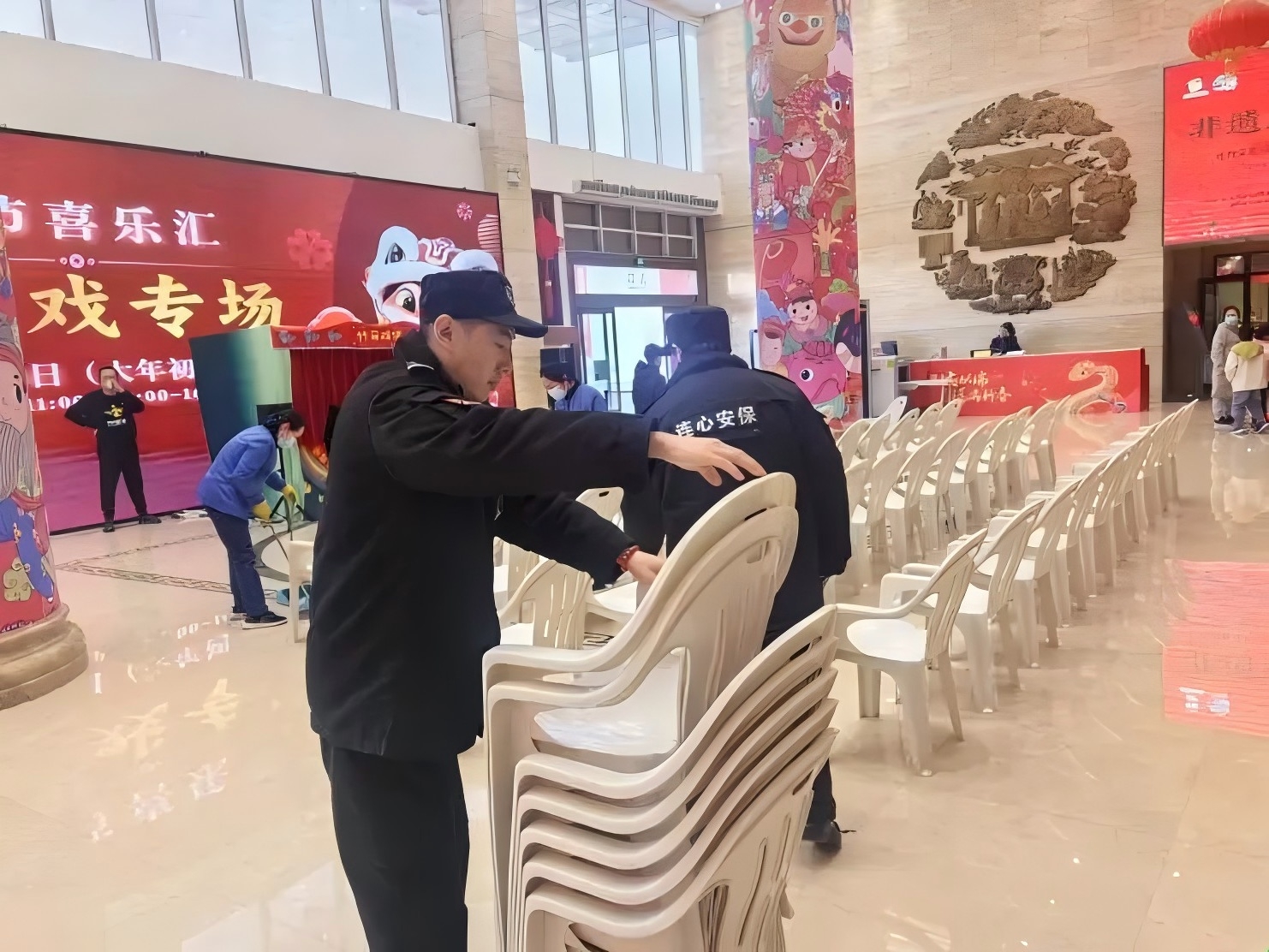 春節(jié)我在崗，服務不打烊——致敬省文化館項目春節(jié)期間堅守崗位連心物業(yè)人